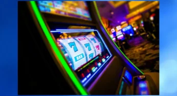 10 سایت‌ شرط بندی اسلات با چرخش رایگان: بررسی و انتخاب بهترین گزینه